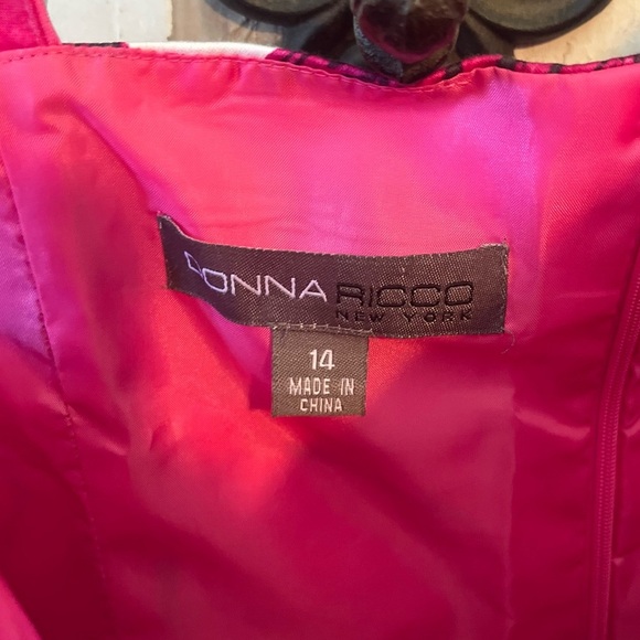 Donna Rocco Floral Dress size 14 Roses Pink with pockets - Picture 3 of 6